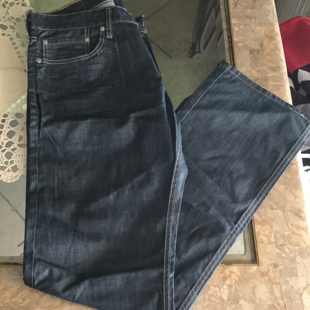 LEVIS STRAIGHT FIT MENS JEAN
